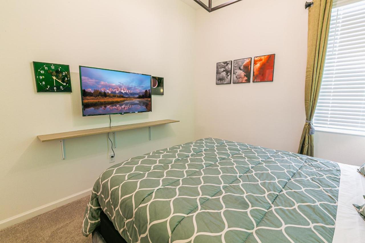 Luxury 12 Bedrooms Pool House 10 Min To Disney4630 Kissimmee Εξωτερικό φωτογραφία