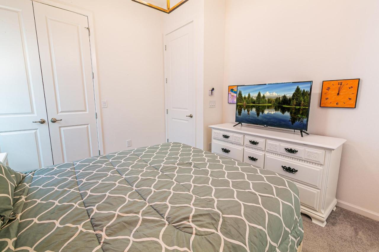 Luxury 12 Bedrooms Pool House 10 Min To Disney4630 Kissimmee Εξωτερικό φωτογραφία